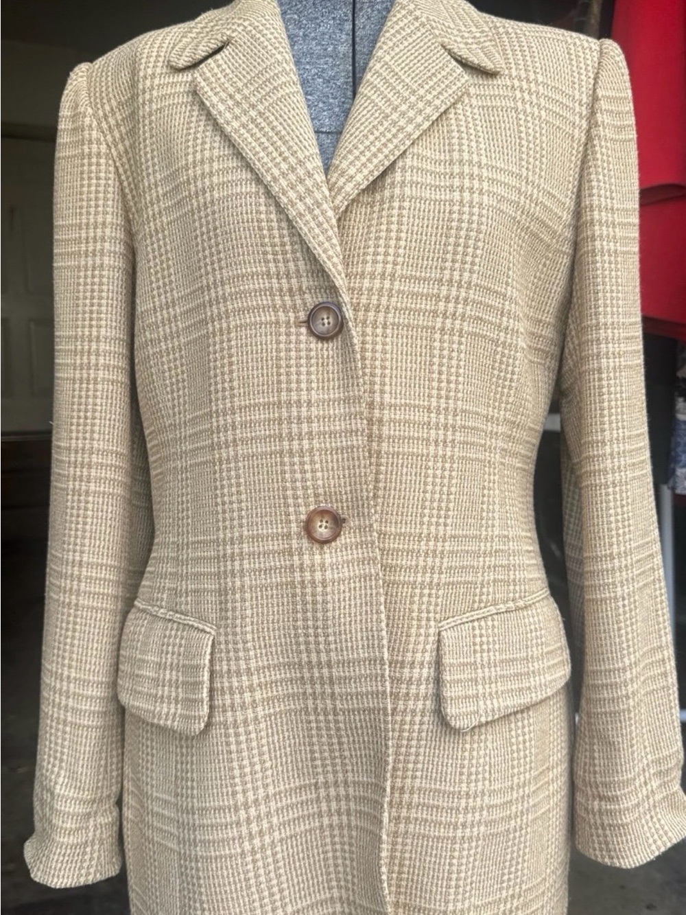 Jones New York Womens Beige Plaid Tailored Coat and skirt